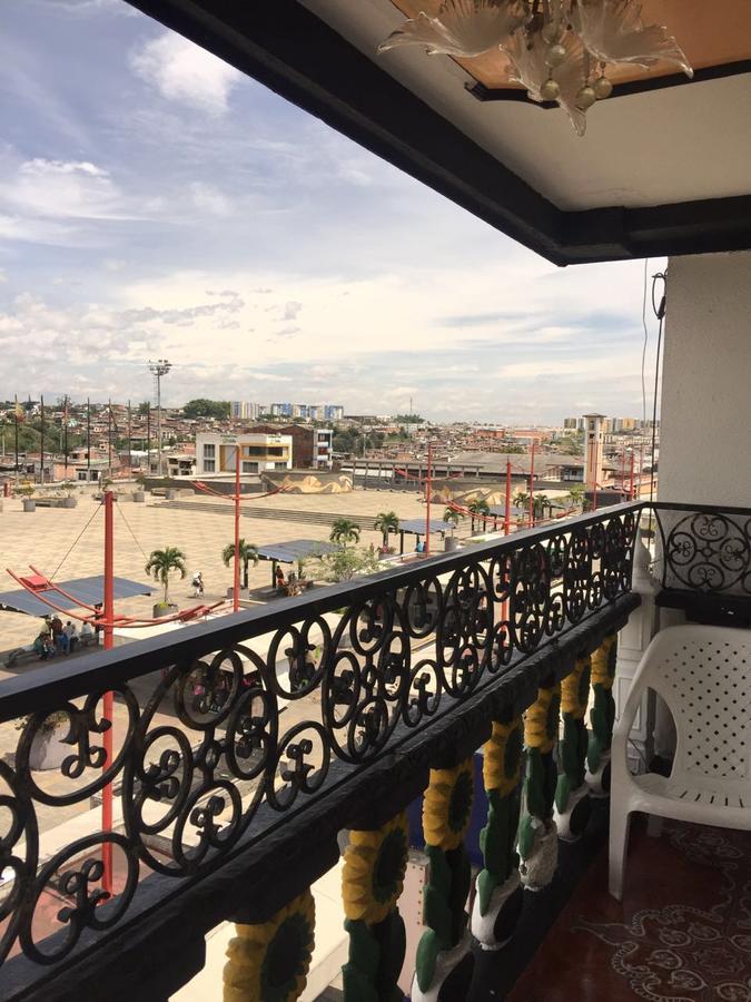 Hotel Confort Cuba Pereira Exterior photo